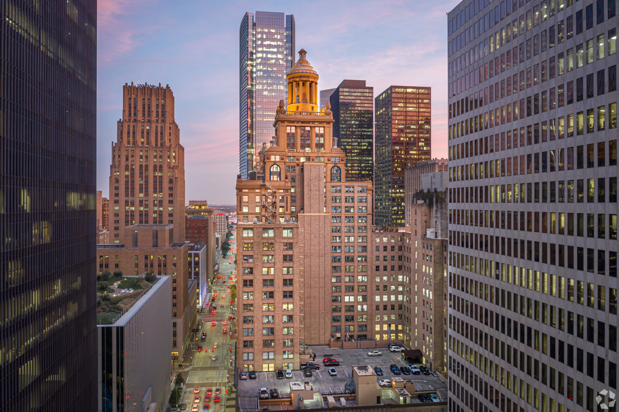 Historic Building in Downtown Houston Joins Trend of Office Towers Being Converted Into Residential Use